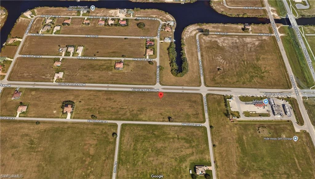 CAPE CORAL - Land