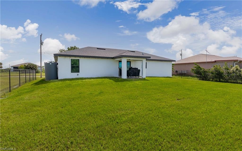 CAPE CORAL - Residential