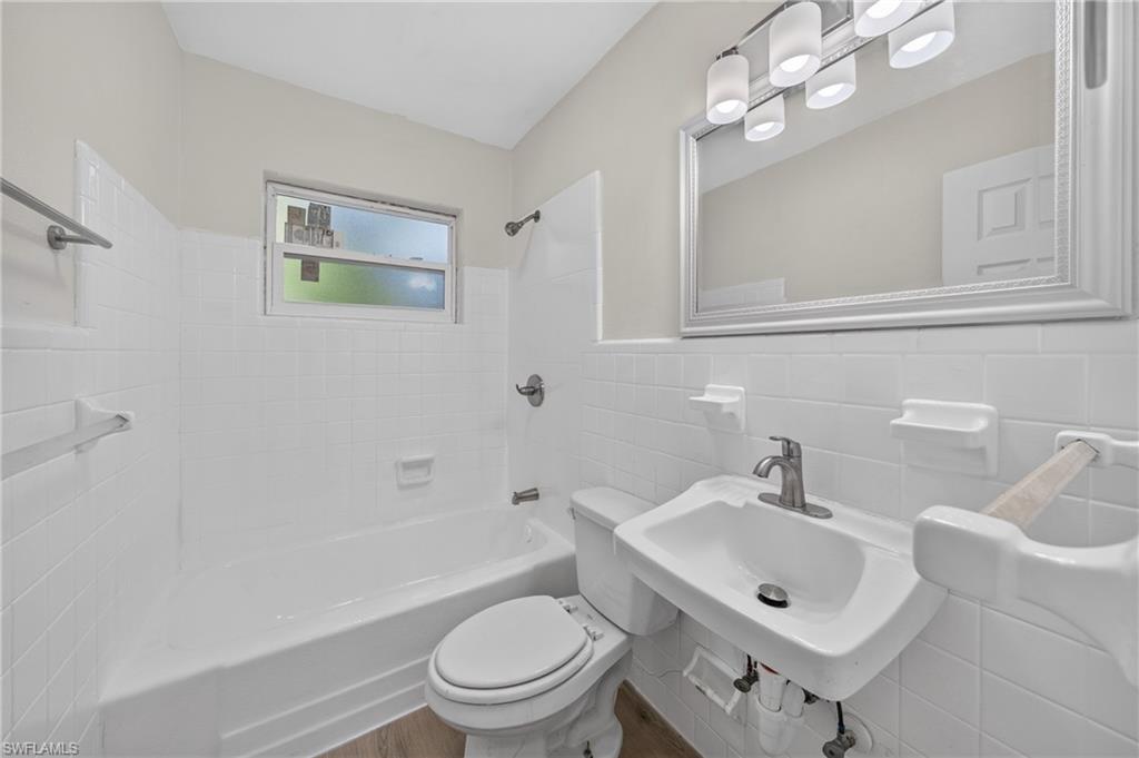 ALTAMONT PARK - Residential Income