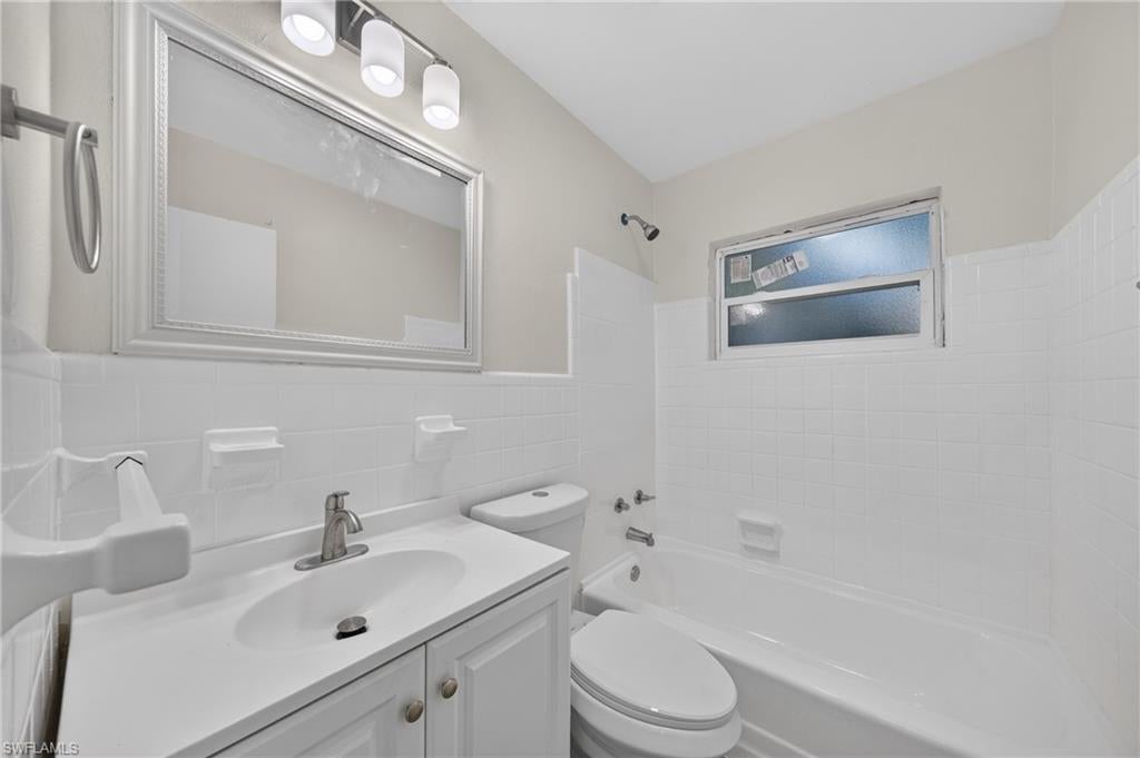 ALTAMONT PARK - Residential Income