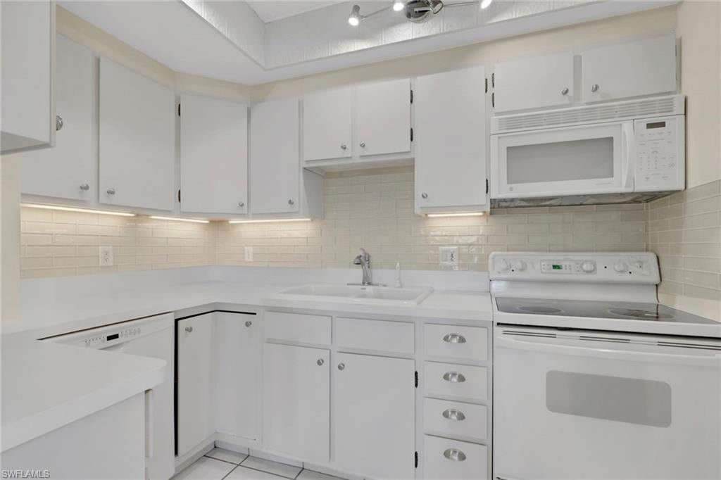 GULFVIEW APTS OF MARCO ISLAND - Residential