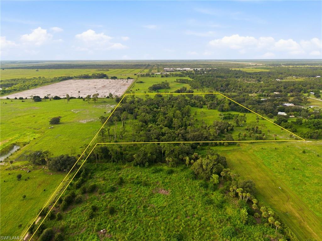 Rare 30+/- beautiful acres in the historic Fort Denaud area of LaBelle!  Currently zoned A-2 (Agriculture / Residential) and used as cattle grazing land, this is an ideal location for the country estate you have always dreamed of. With massive Old Growth Oaks, NOT IN A FLOOD ZONE, and easy access to SR 80 to Fort Myers & I-75. Opportunities like this are hard to find - don't miss your chance to own a truly special piece of Southwest Florida.