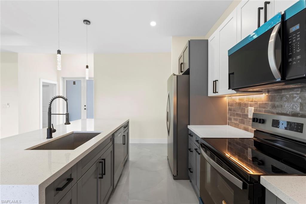 LEHIGH ACRES - Residential