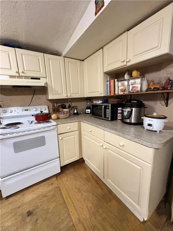 MONTURA RANCH ESTATES - Residential