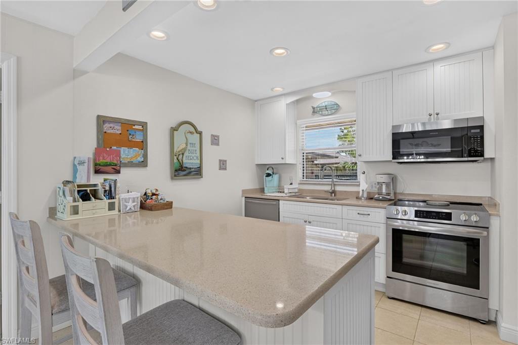 BLIND PASS CONDO - Residential