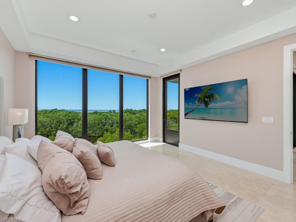 HIDEAWAY BEACH - Residential