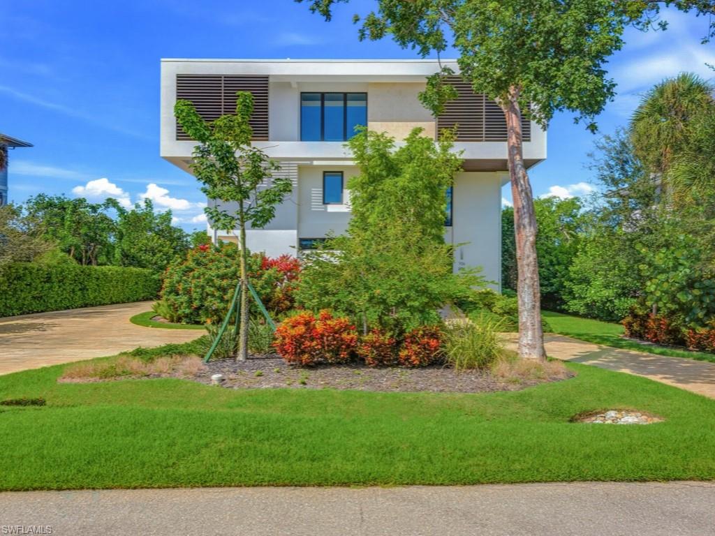 HIDEAWAY BEACH - Residential