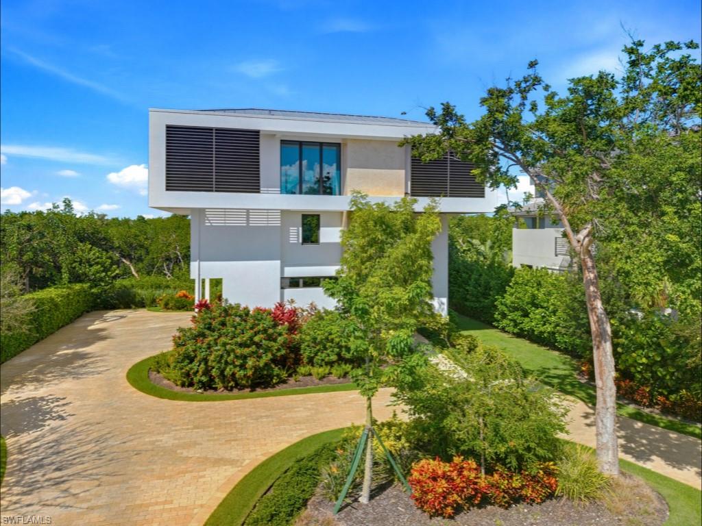 HIDEAWAY BEACH - Residential