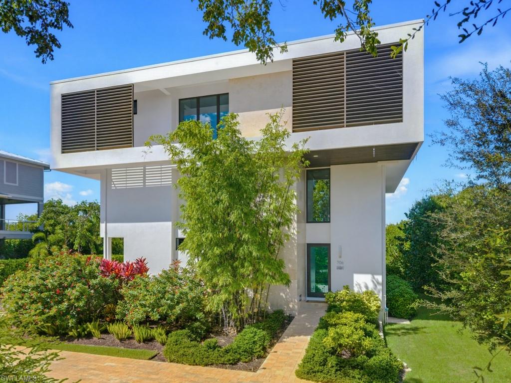 HIDEAWAY BEACH - Residential