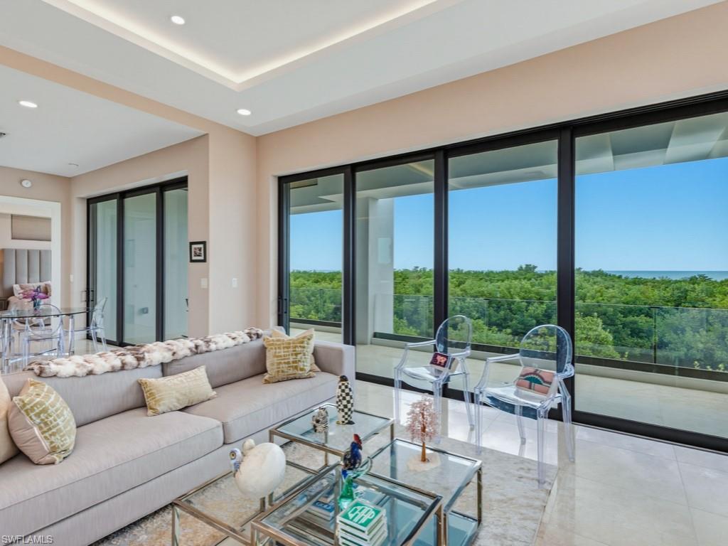 HIDEAWAY BEACH - Residential