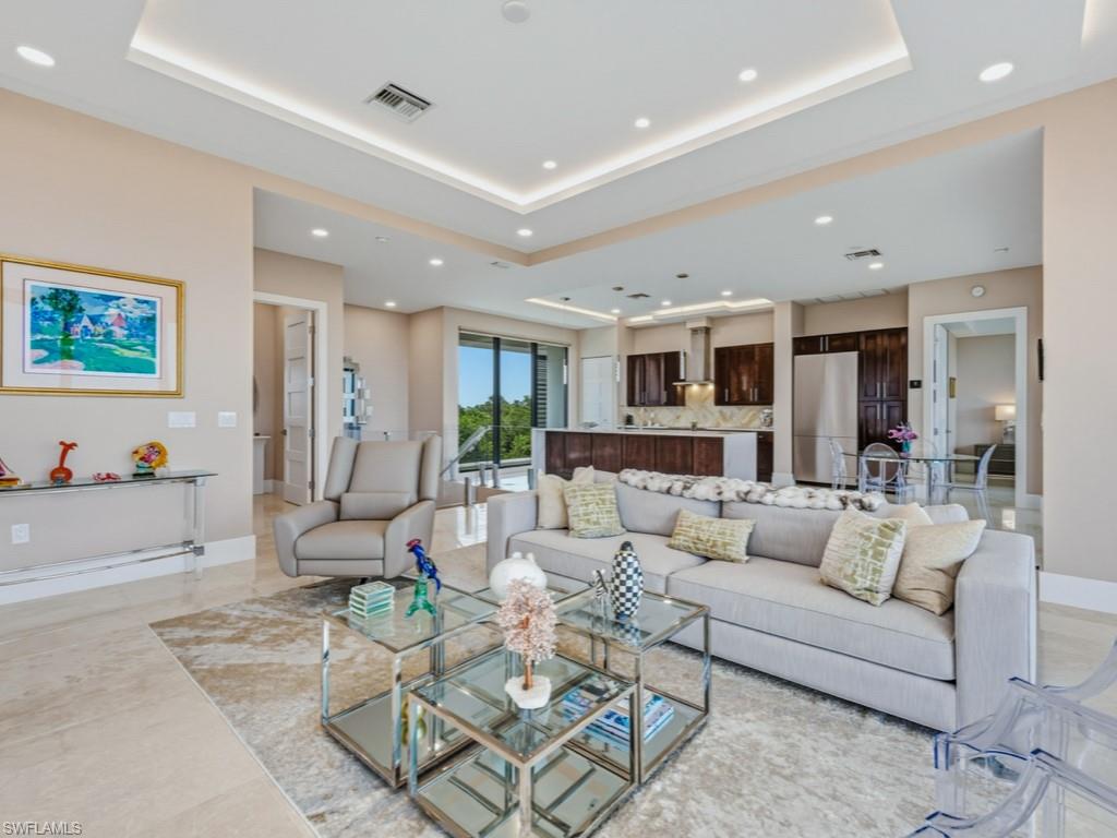 HIDEAWAY BEACH - Residential