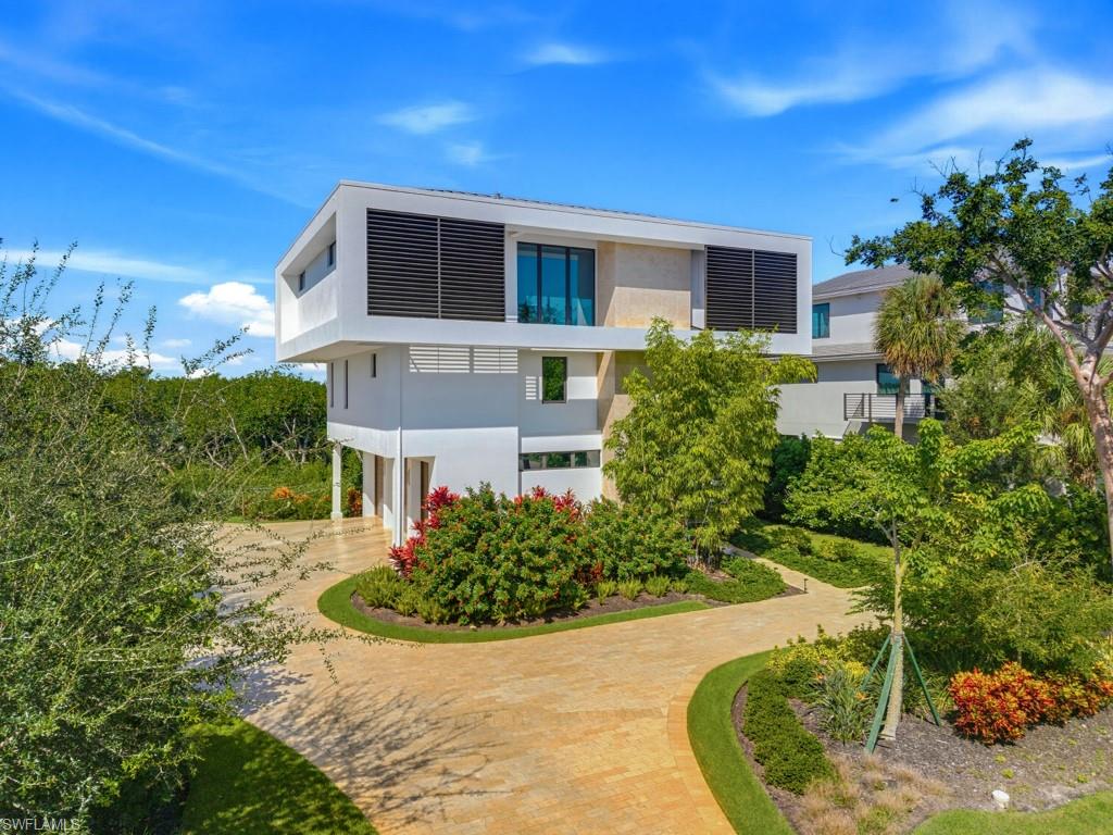 HIDEAWAY BEACH - Residential