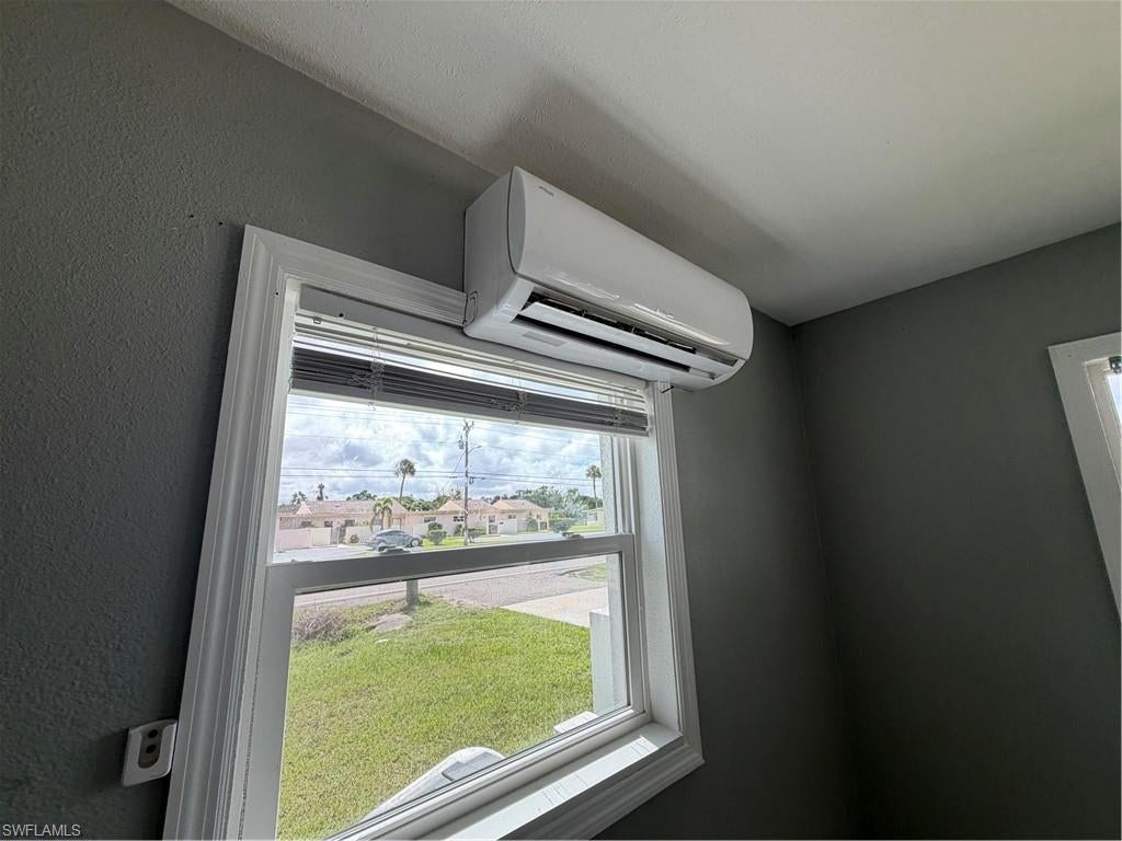 LEHIGH ACRES - Residential Income