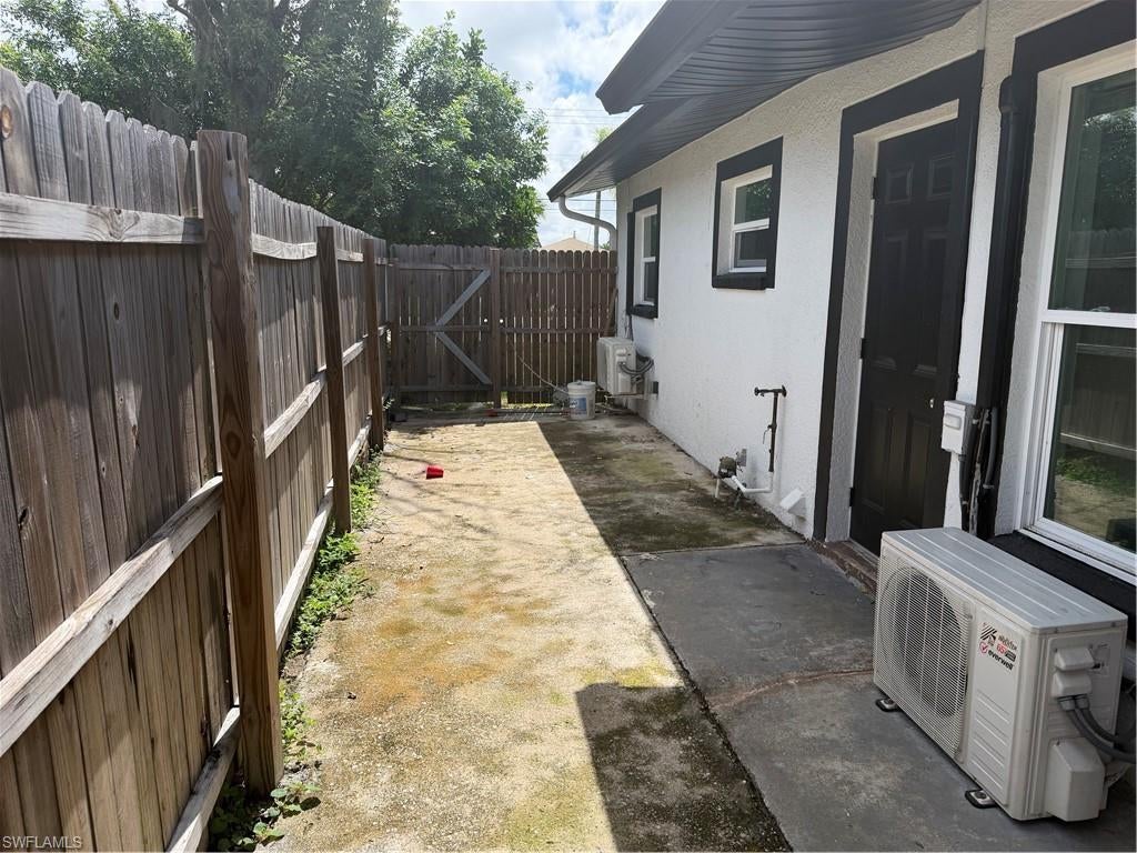 LEHIGH ACRES - Residential Income