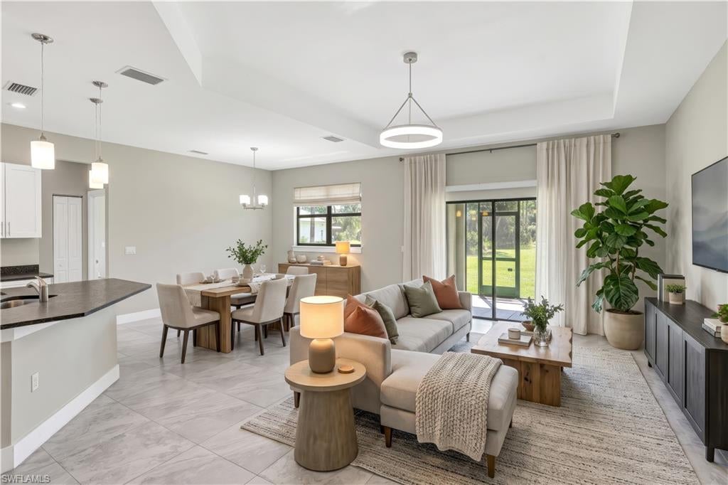 GOLDEN GATE ESTATES - Residential