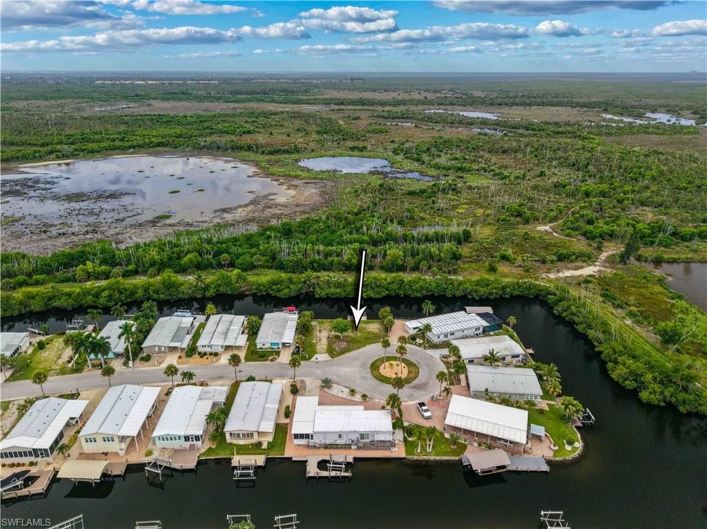 BAYSIDE ESTATES - Land