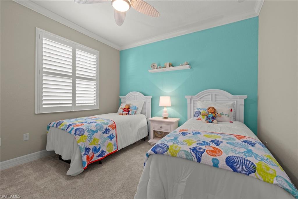TWIN EAGLES - Residential