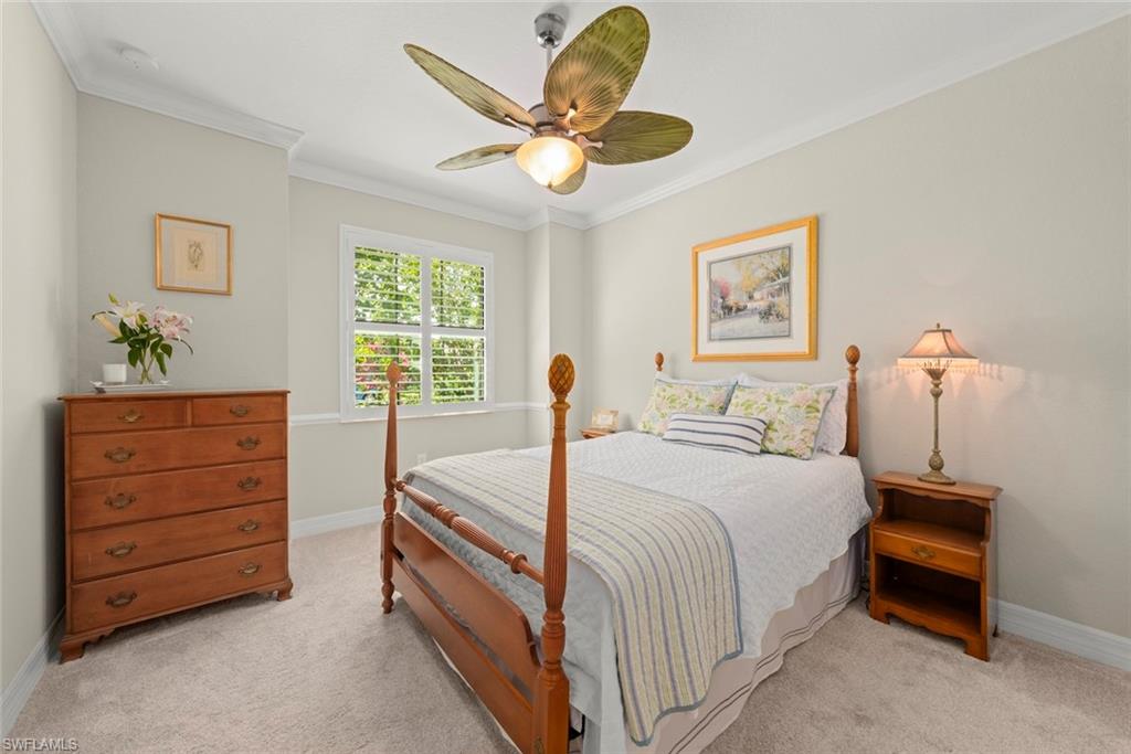 TWIN EAGLES - Residential