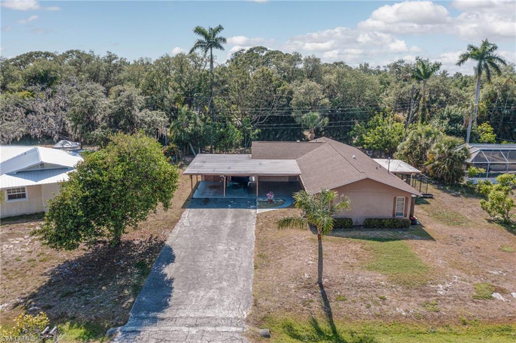 PARADISE SHORES - Residential Income
