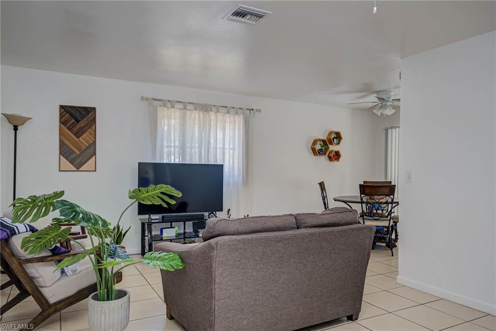 PARADISE SHORES - Residential Income