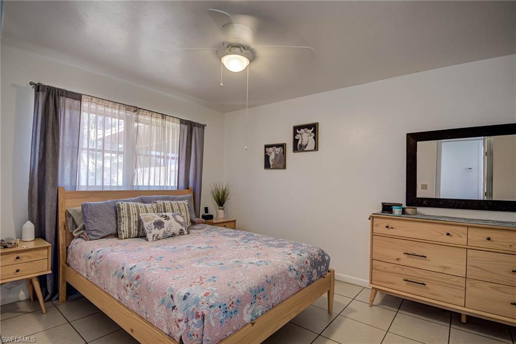 PARADISE SHORES - Residential Income