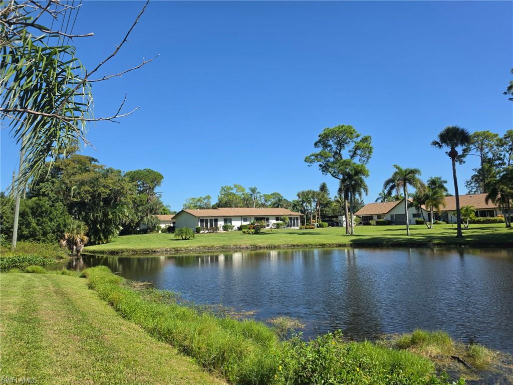 LAKEWOOD VILLAS - Residential