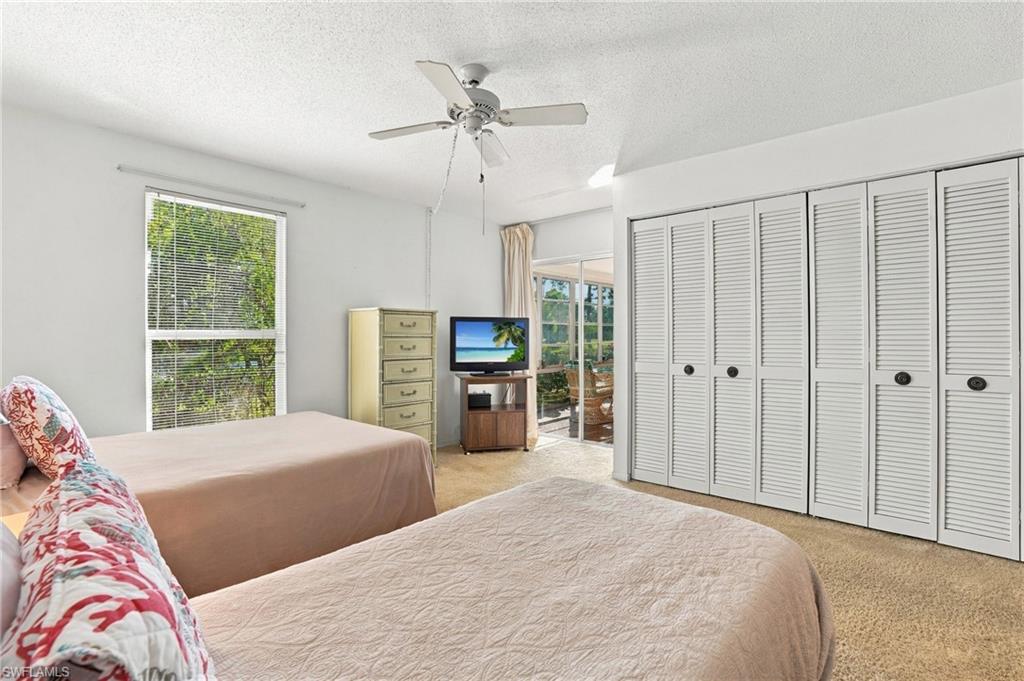 LAKEWOOD VILLAS - Residential