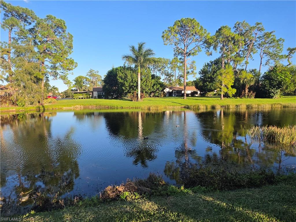 LAKEWOOD VILLAS - Residential