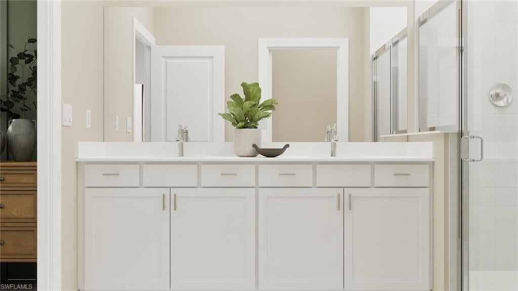 HAMPTON LAKES - Residential