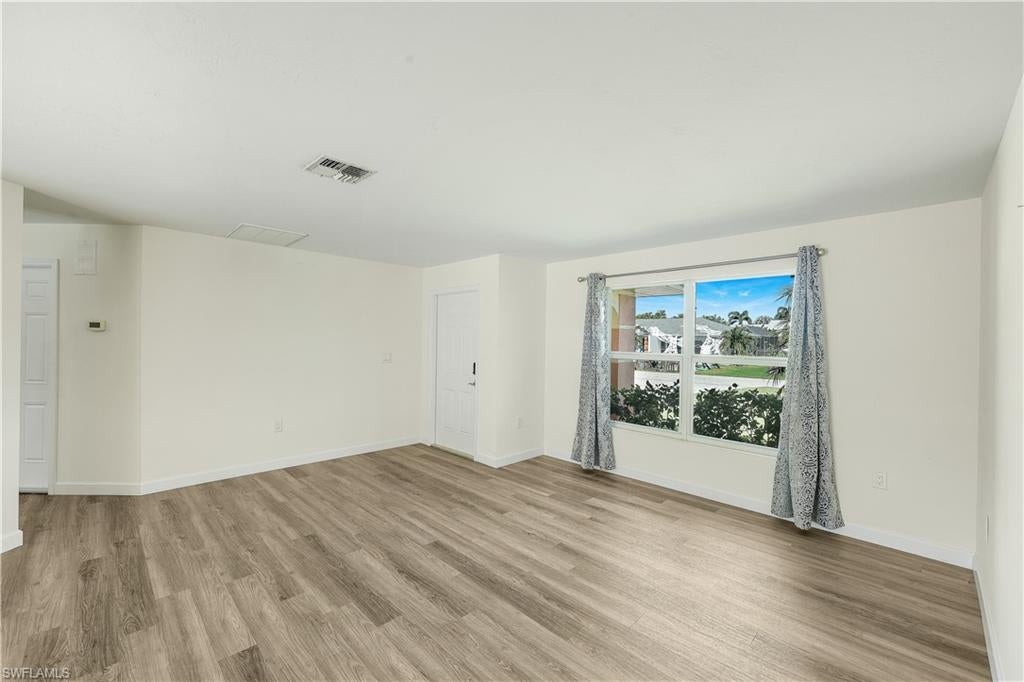 ISLAND PARK WOODLANDS - Residential