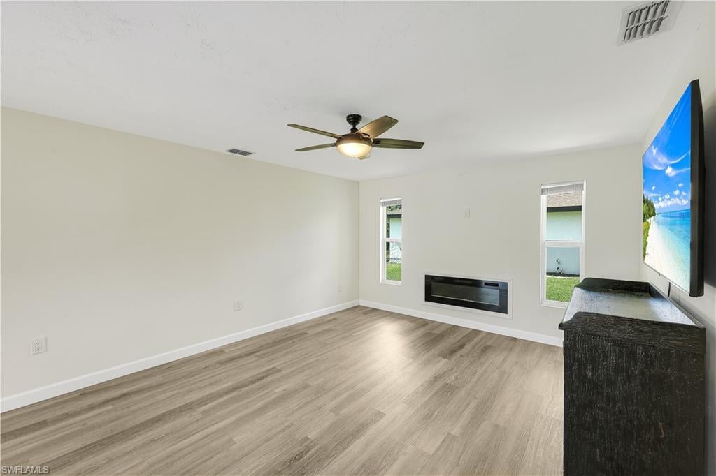 ISLAND PARK WOODLANDS - Residential
