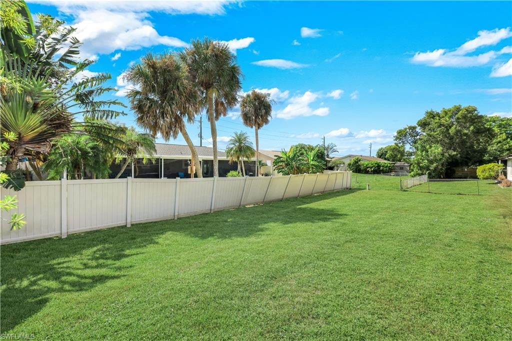 ISLAND PARK WOODLANDS - Residential