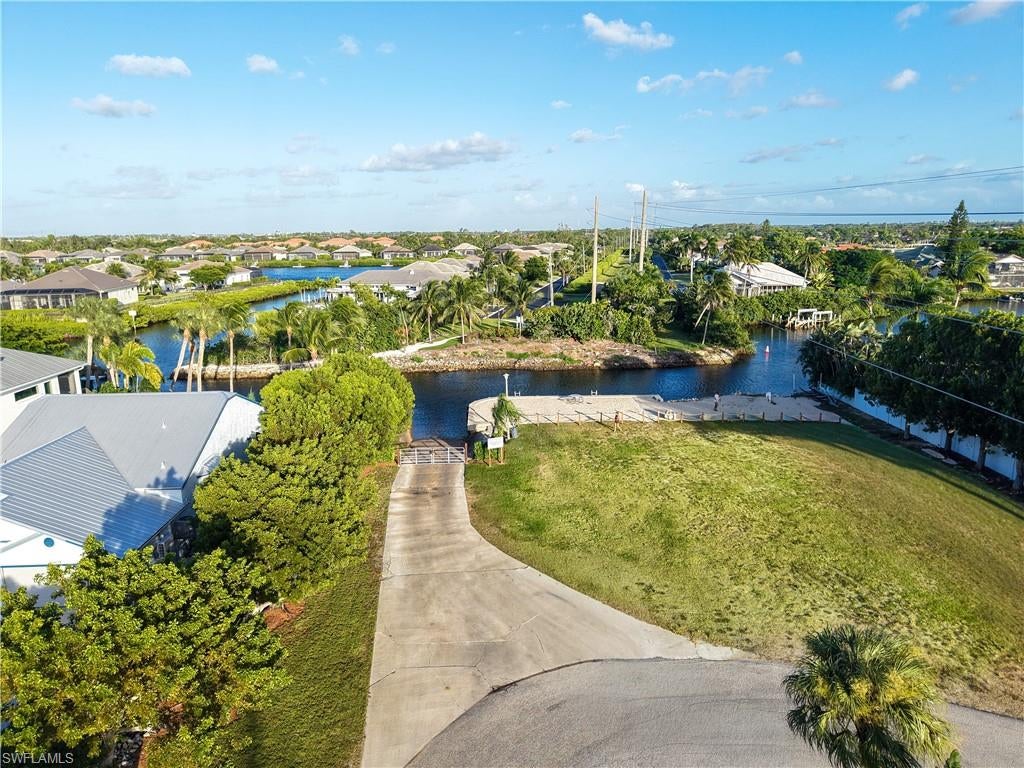 ISLAND PARK WOODLANDS - Residential