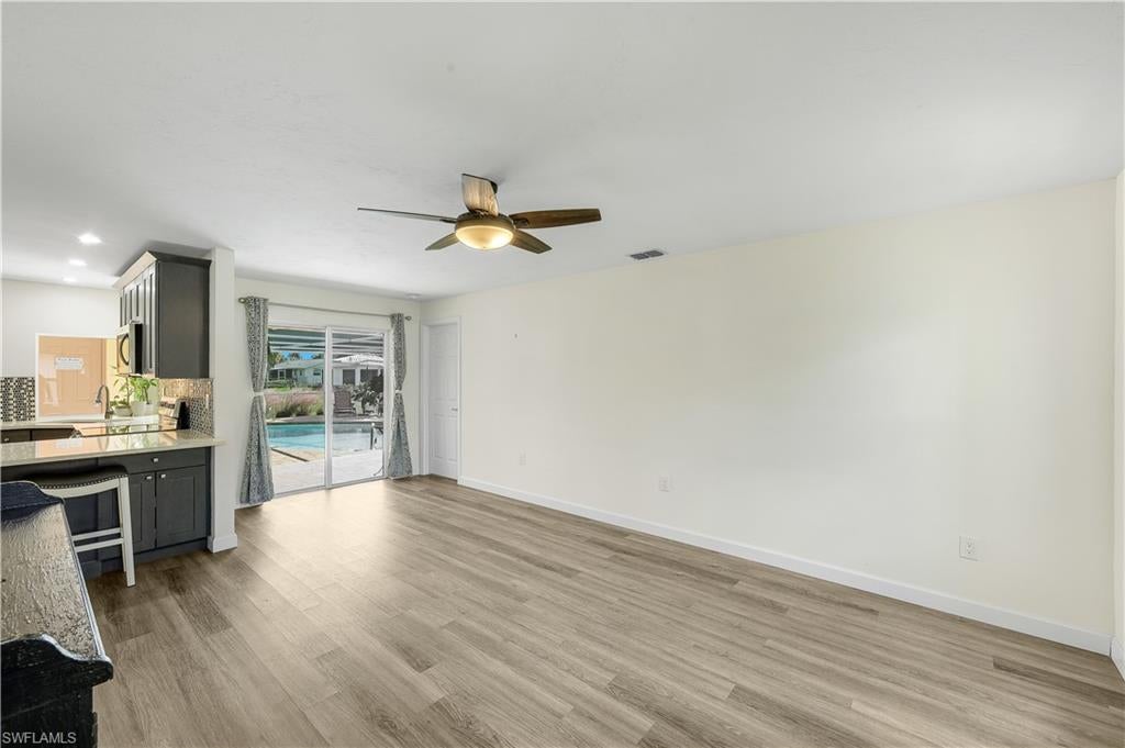 ISLAND PARK WOODLANDS - Residential