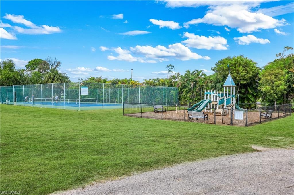 ISLAND PARK WOODLANDS - Residential