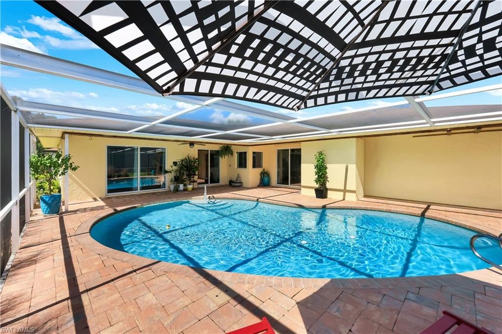 ISLAND PARK WOODLANDS - Residential
