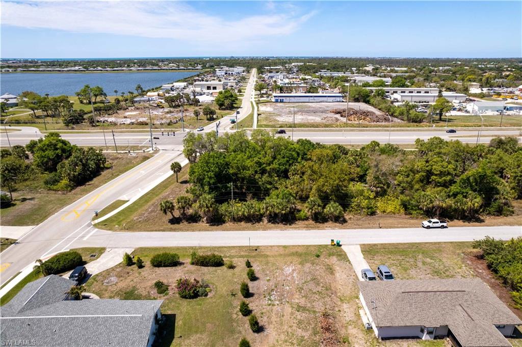 PORT CHARLOTTE - Land