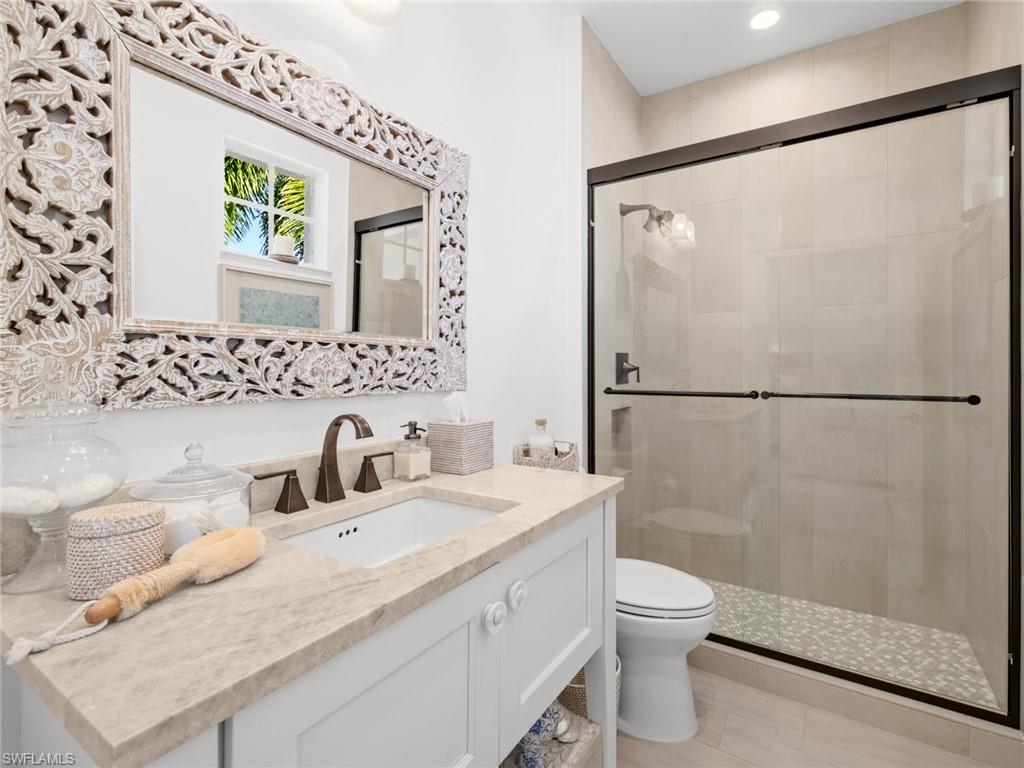 THE ENCLAVE - Residential