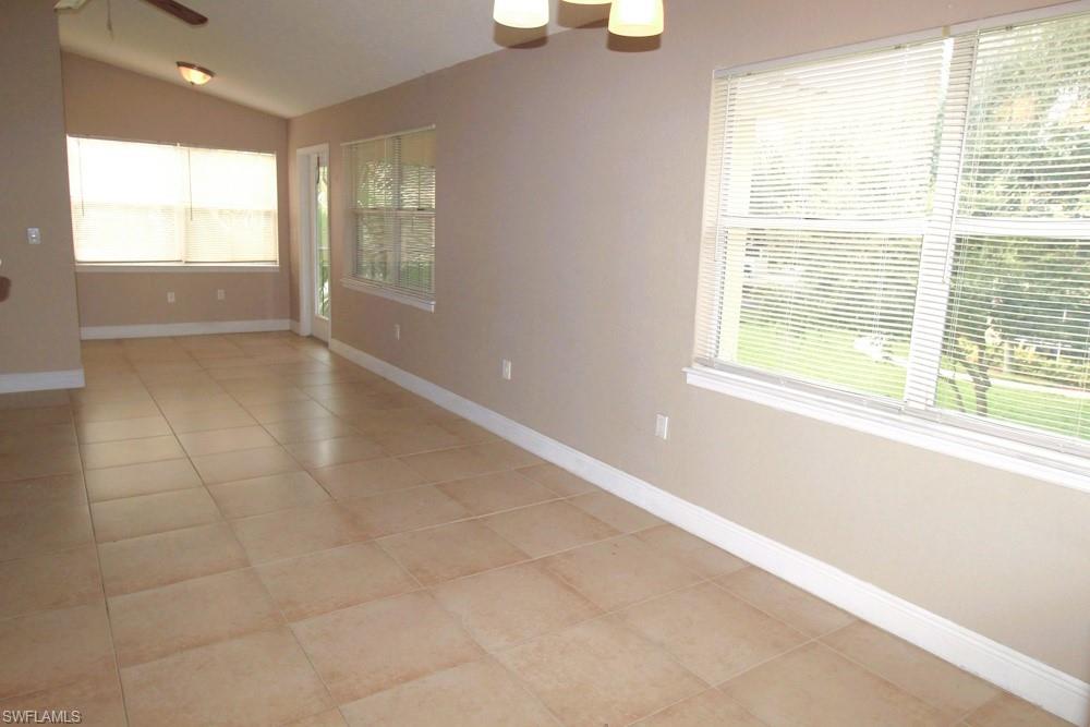 VENETIAN PALMS - Residential Lease