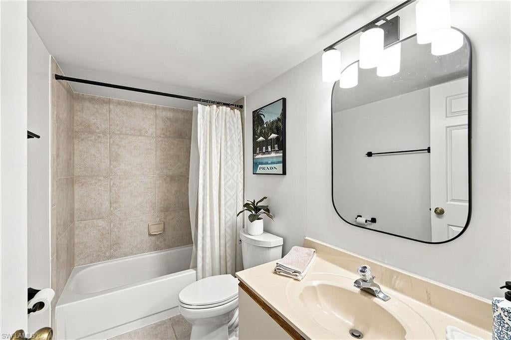 NAPLES SANDPIPER BAY CLUB - Residential Lease