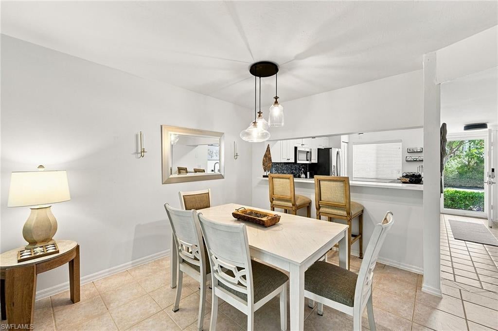 NAPLES SANDPIPER BAY CLUB - Residential Lease