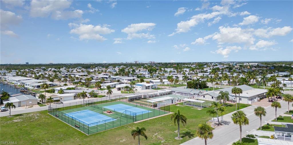 BAYSIDE ESTATES - Residential