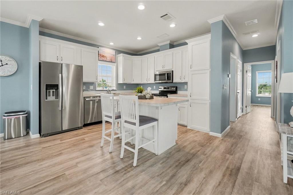 BAYSIDE ESTATES - Residential