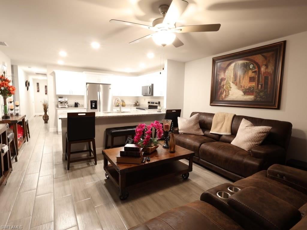 FORT MYERS - Residential Income