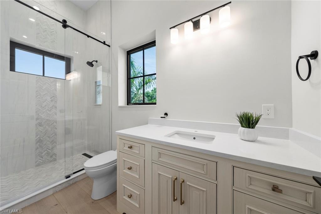 BRIGHT WATER - Residential