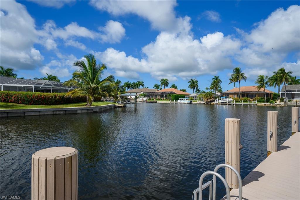 MARCO BEACH - Residential