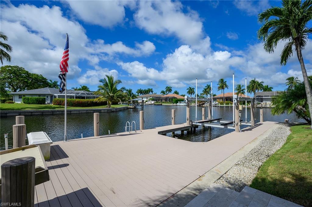 MARCO BEACH - Residential