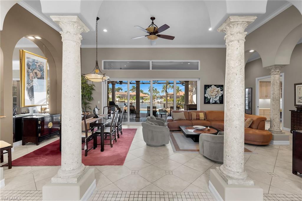 MARCO BEACH - Residential