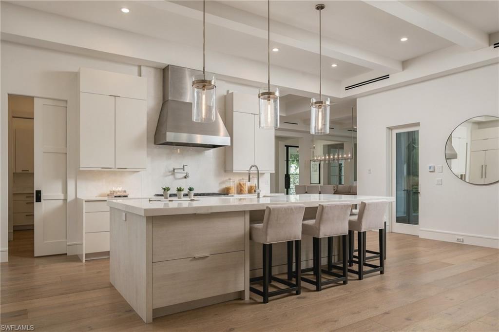 MARCO ISLAND - Residential