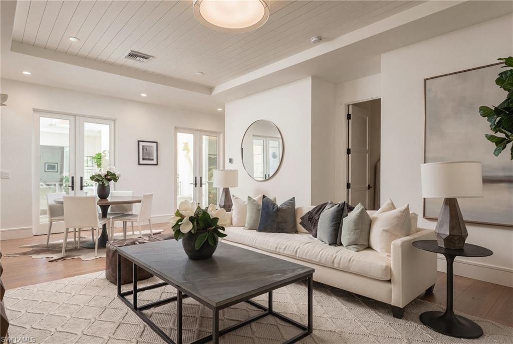 MARCO ISLAND - Residential